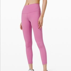 Magenta Glow Wunder Under Leggings
